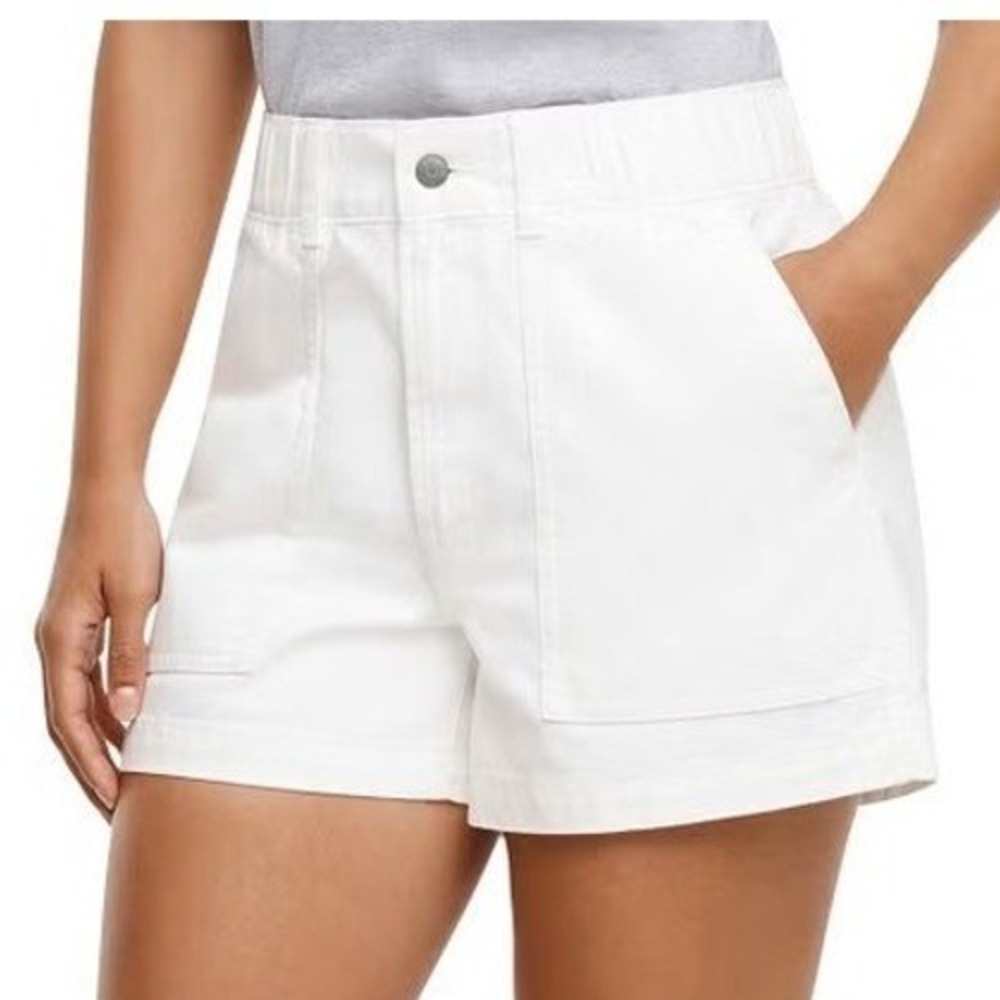 GAP High Rise White Twill Shorts Size L Utility Patch Pockets Stretch Denim NWT
